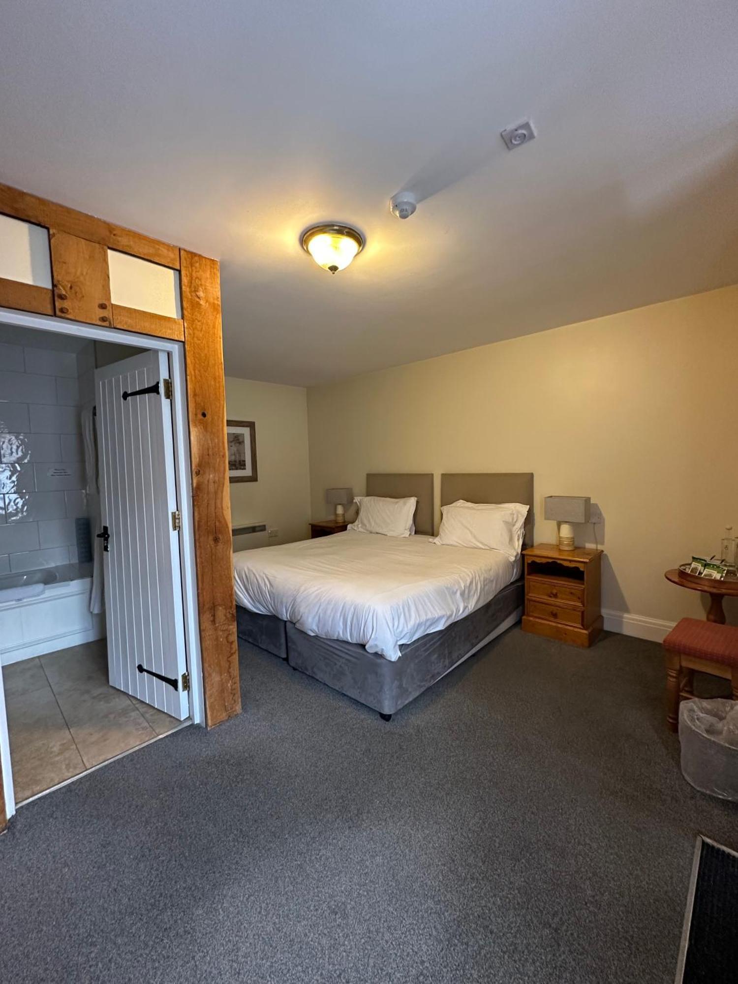 The White Hart Hotel Welwyn Buitenkant foto